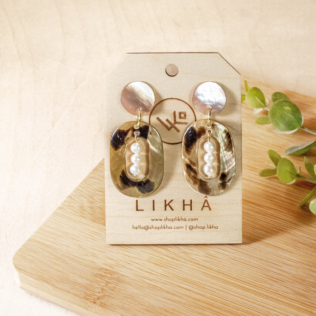 Earrings, Jewelry - Mother of Pearl Oval Dangle Earrings - Brown Tiger | LIKHÂ - LIKHÂ