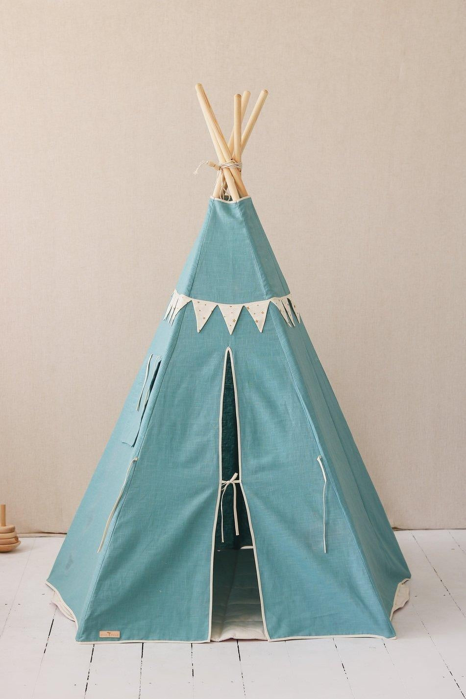 “Gold Stars” Teepee Tent with Garland and Mat Set