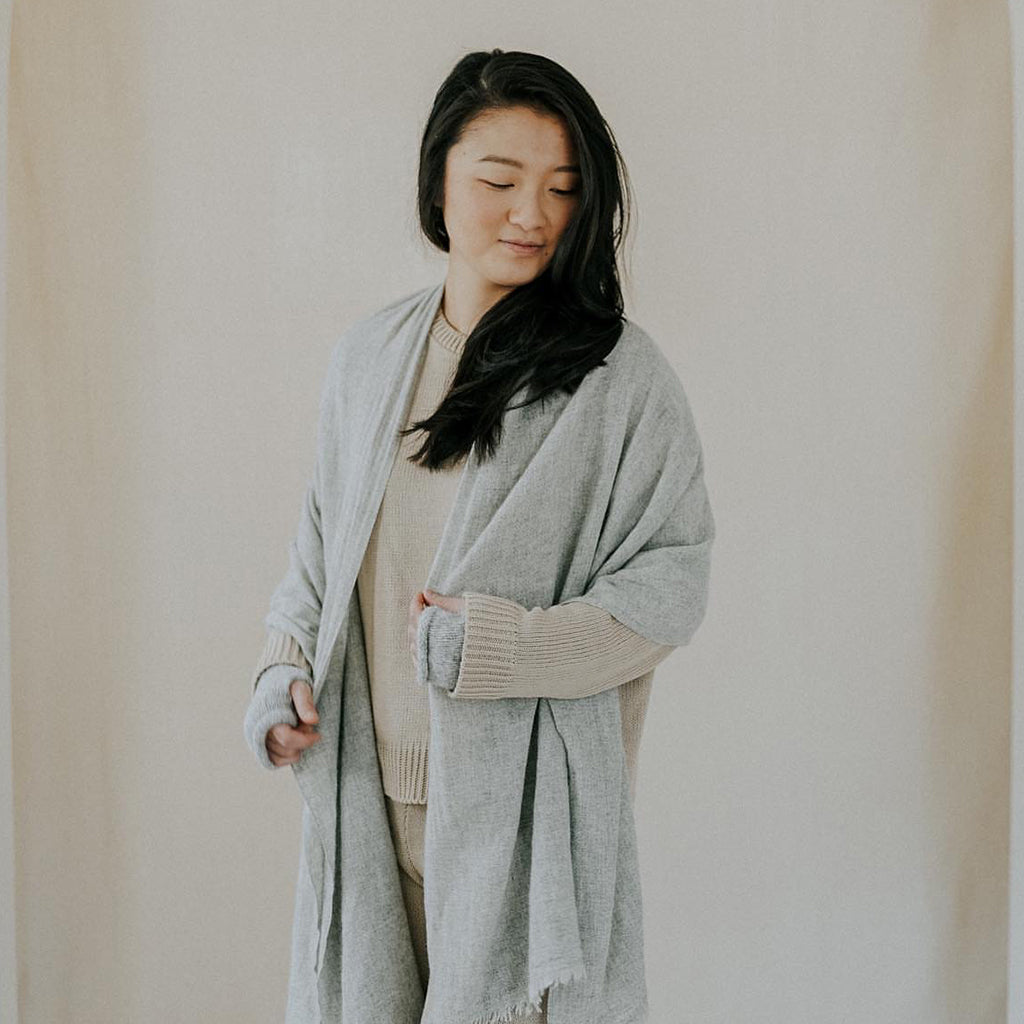 Heathered Gray Handloom Cashmere Scarf-3