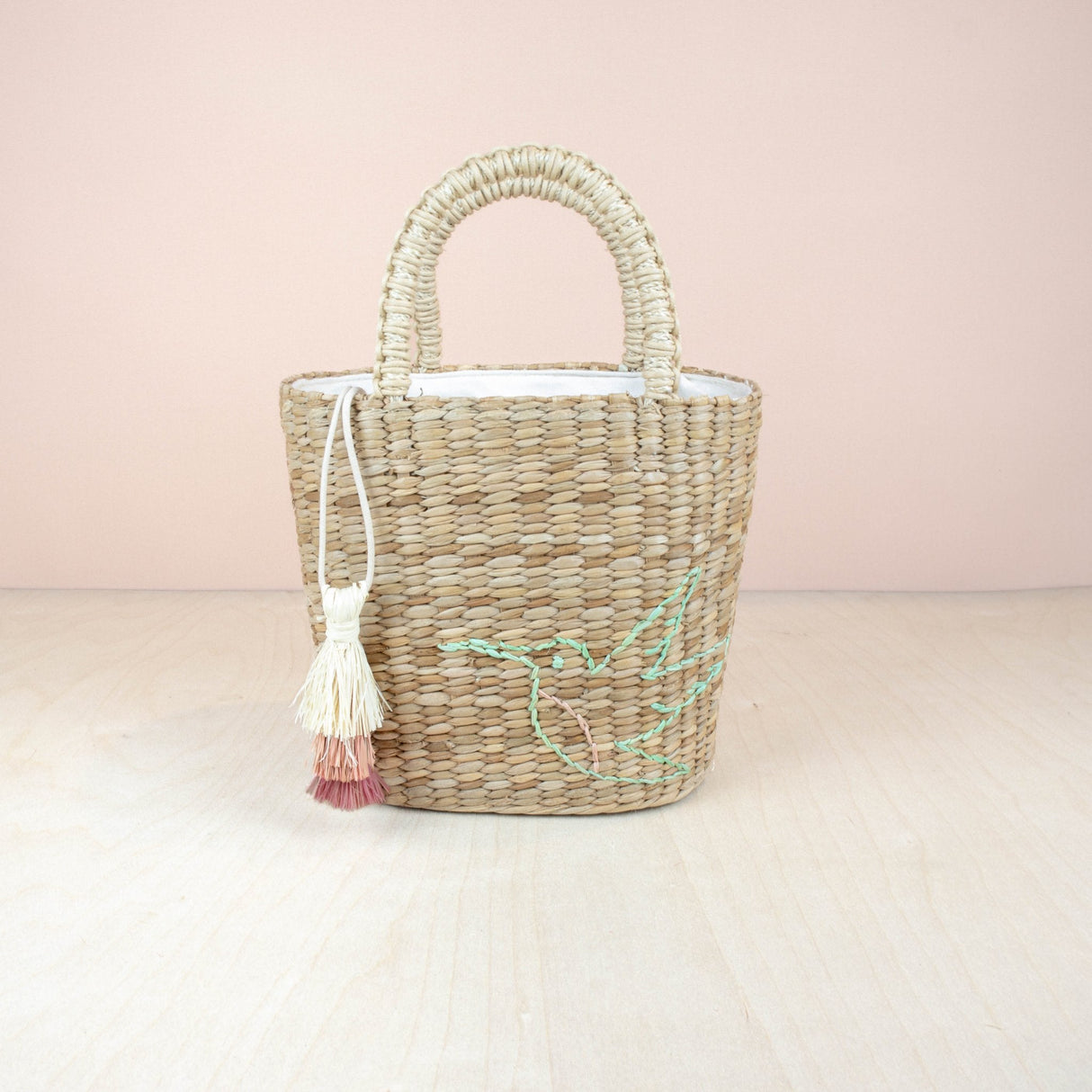 Handbags - Mini Modern Straw Tote with Embroidered Hummingbird - Woven Tote Bag | LIKHA - LIKHÂ