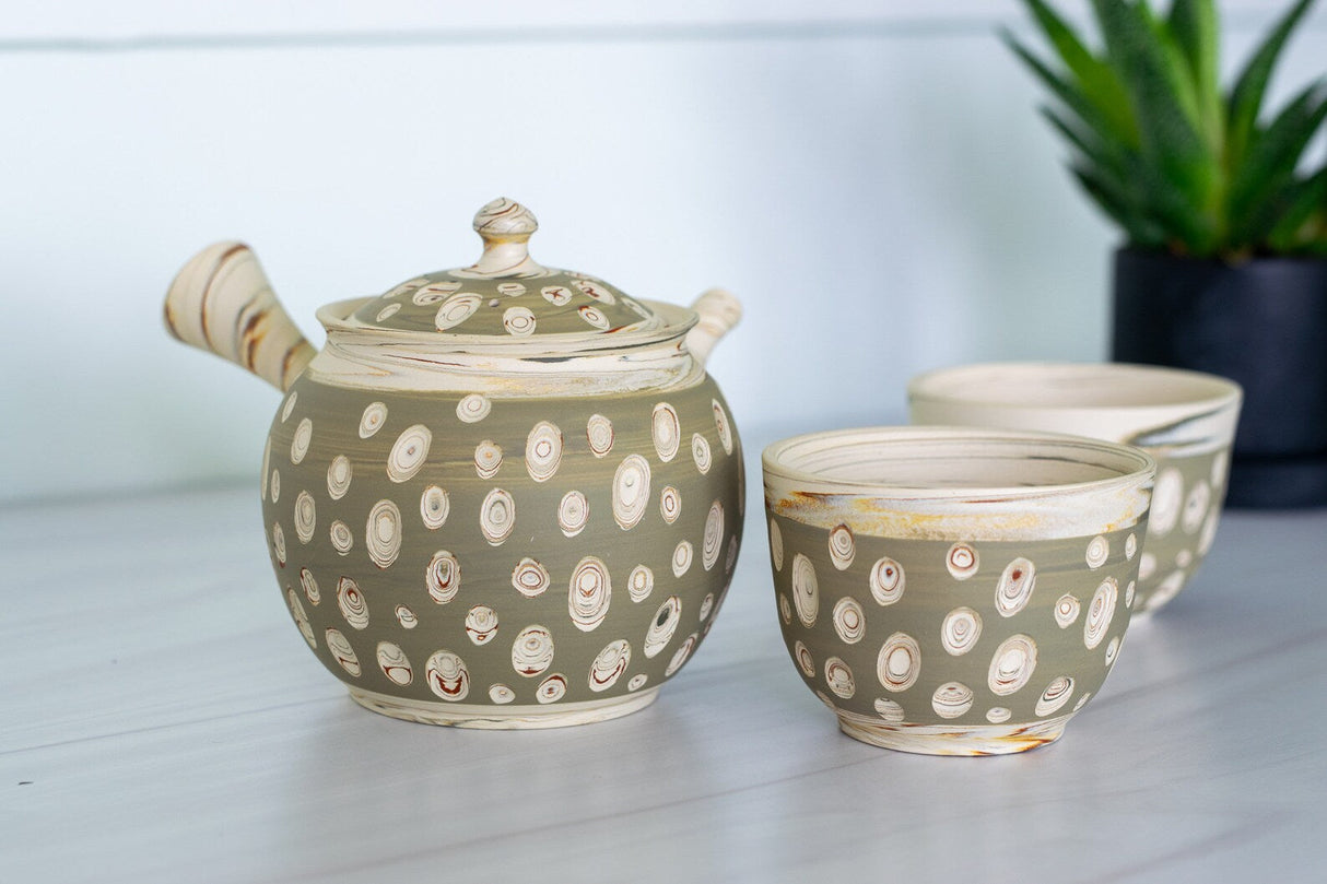Japanese Green Tea Set - Teapot with Filters (370ml) Two Cups - Sumiye Co
