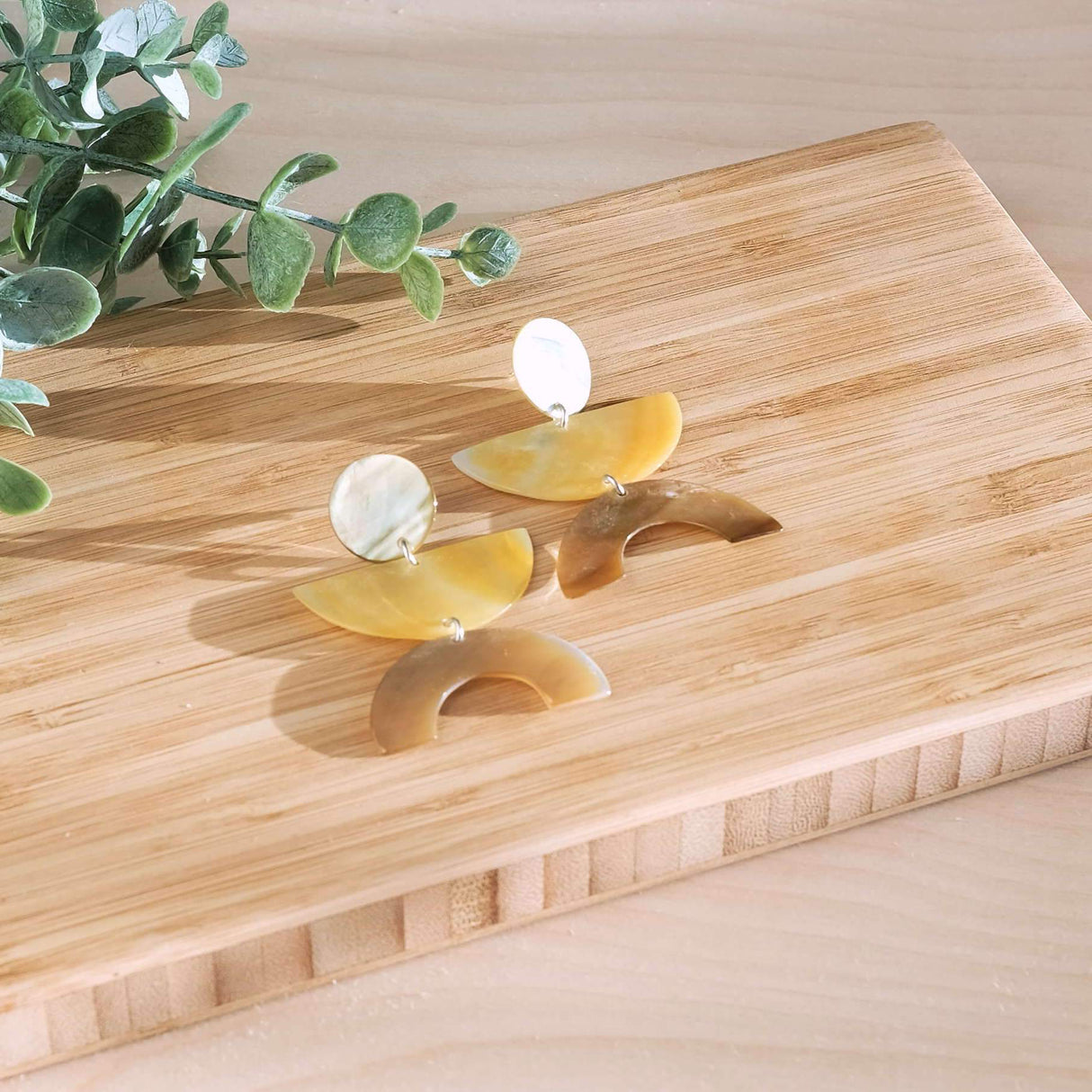 Jewelry - Dark Tricolor Long Mother of Pearl Earrings - Geometric Earrings | LIKHÂ - LIKHÂ