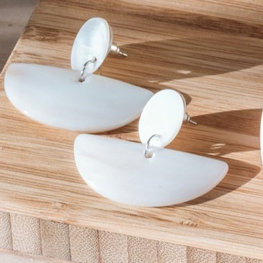 Jewelry - Geometric Earrings, Pearl White - Mother-of-Pearl Jewelry | LIKHÂ - LIKHÂ