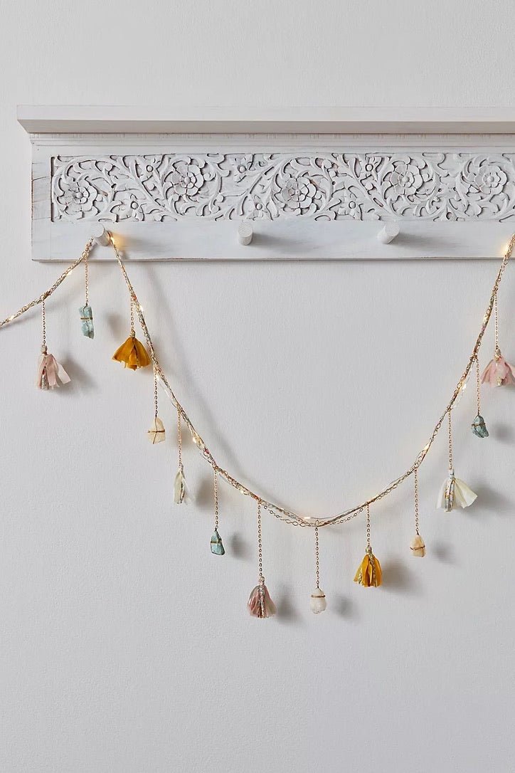 Liberty and Silk Tassel Healing Crystal Garland - Sumiye Co