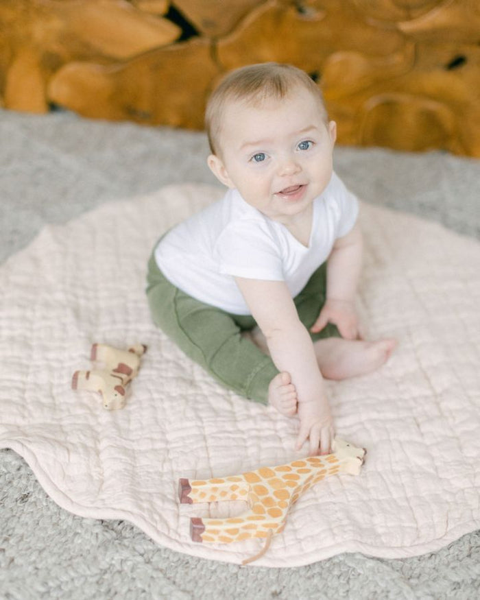 Quilted Round Padded Linen Play Mat - Sumiye Co
