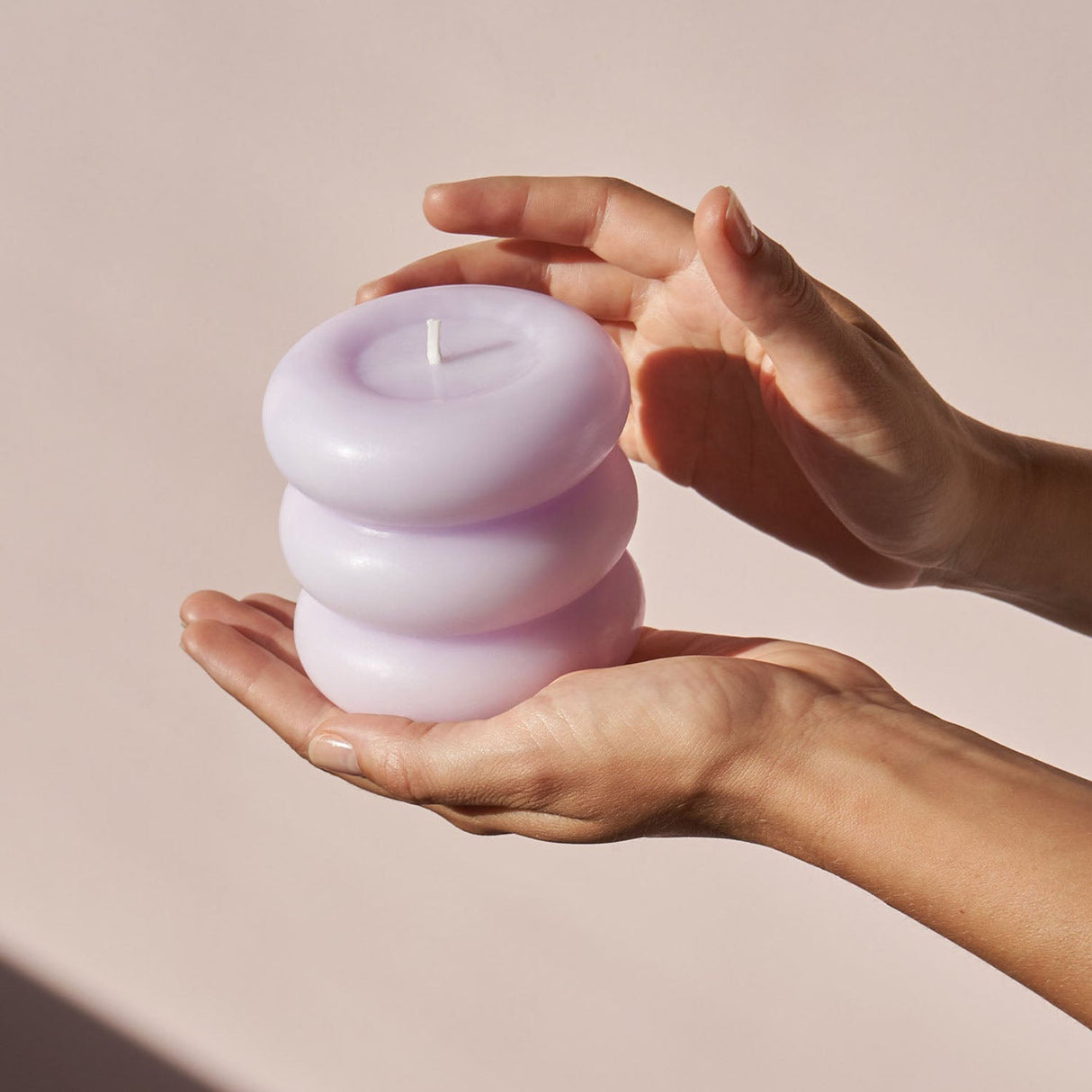 OCTAEVO Templo Candle - Pale Lilac - Sumiye Co