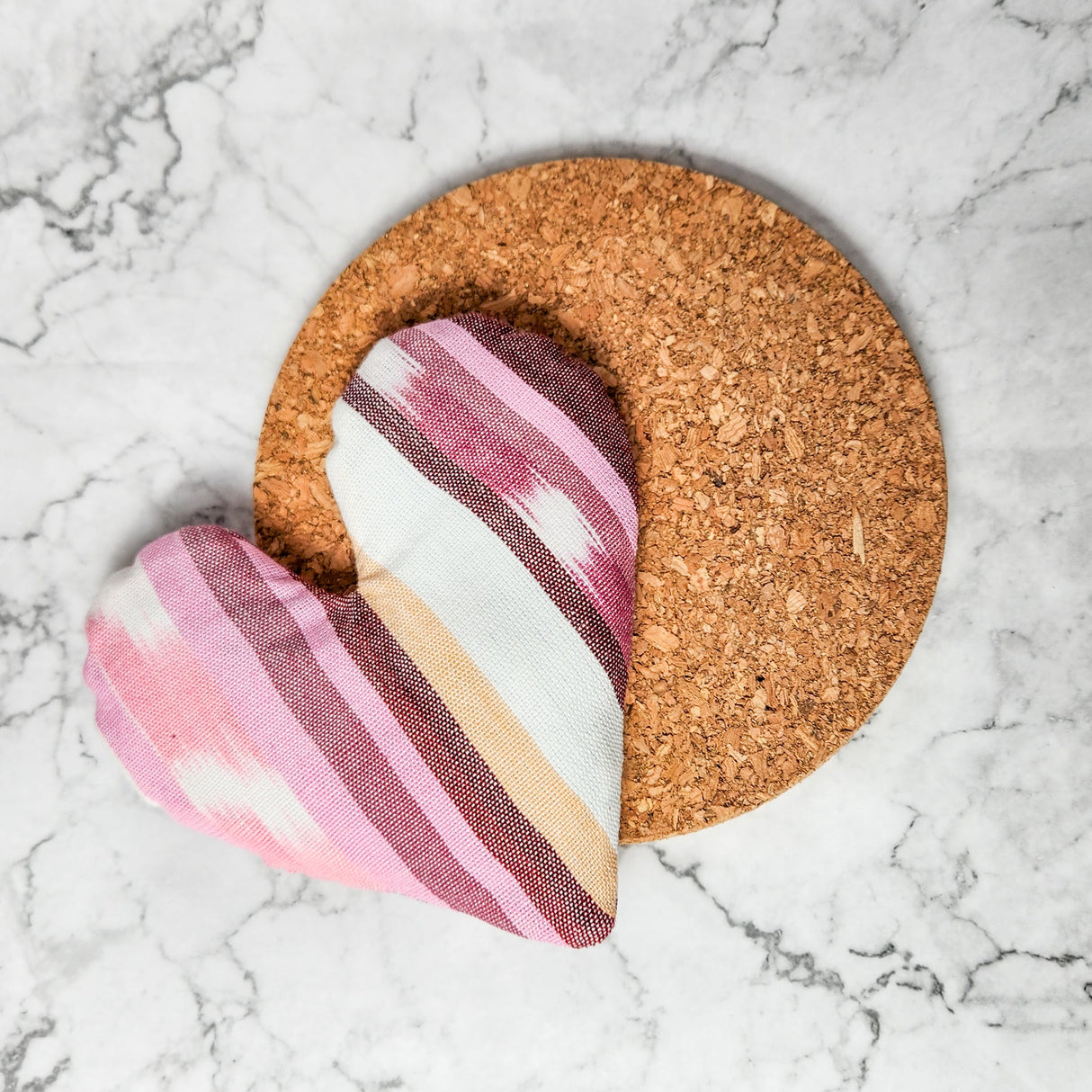 Weighted Comfort Heart Eye Bag - Sumiye Co