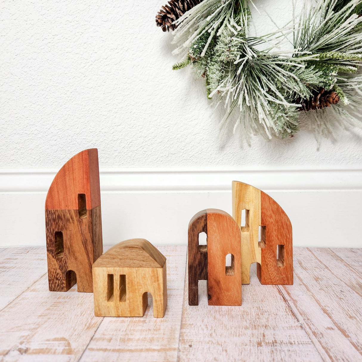 Modern Wood Christmas Village - Sumiye Co