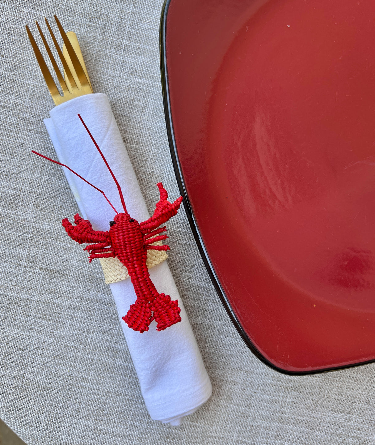 Handwoven Lobster Napkin Ring – Artisan Table Decor Colombia