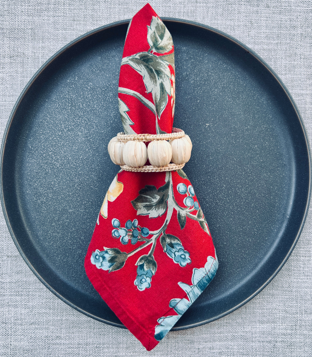 Woven Beads Napkin Ring – Table Decor Colombia