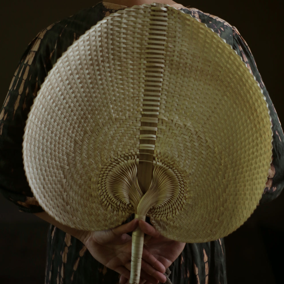 Balinese Woven Hand Fan "Ono" - Sumiye Co