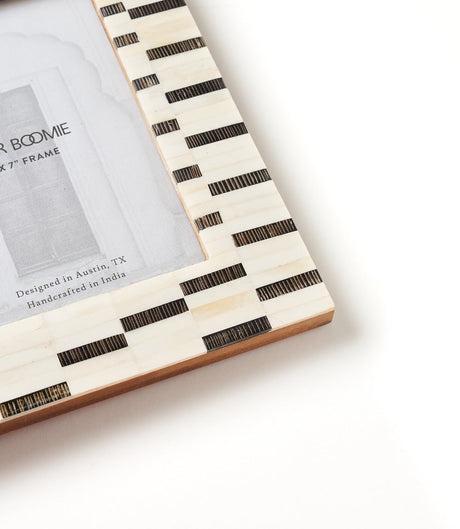 Mukhendu 5x7 Black & White Picture Frame - Hand Carved Bone - Sumiye Co