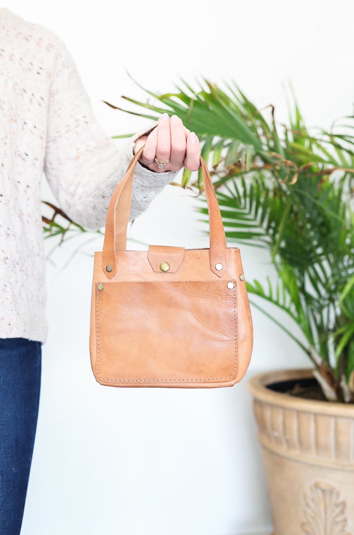 Atlas Mini Crossbody Tote - Sumiye Co
