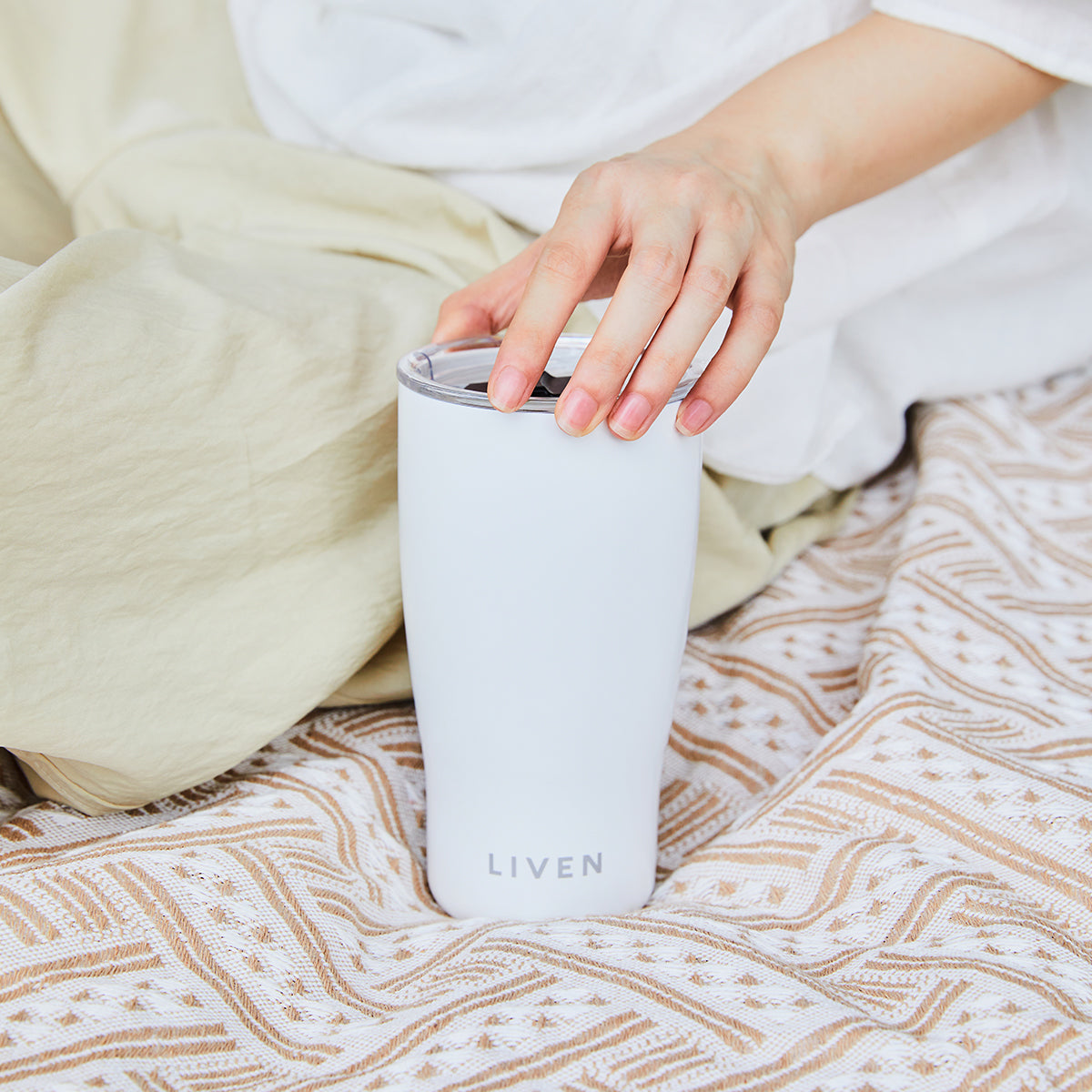 Purifying Travel Tumbler (19oz) | Liven Glow™ Stainless Steel -7