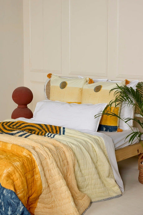 Spiral Sunset Quilt (Reverse) - Sumiye Co