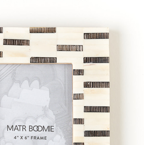 Mukhendu 4x6 Black & White Picture Frame -  Fair Trade Carved Bone - Sumiye Co