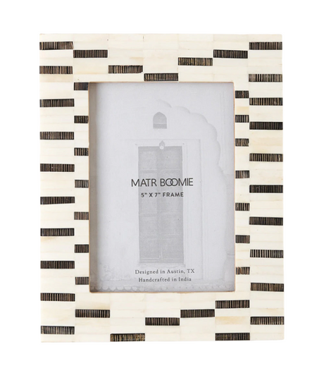 Mukhendu 5x7 Black & White Picture Frame - Hand Carved Bone - Sumiye Co