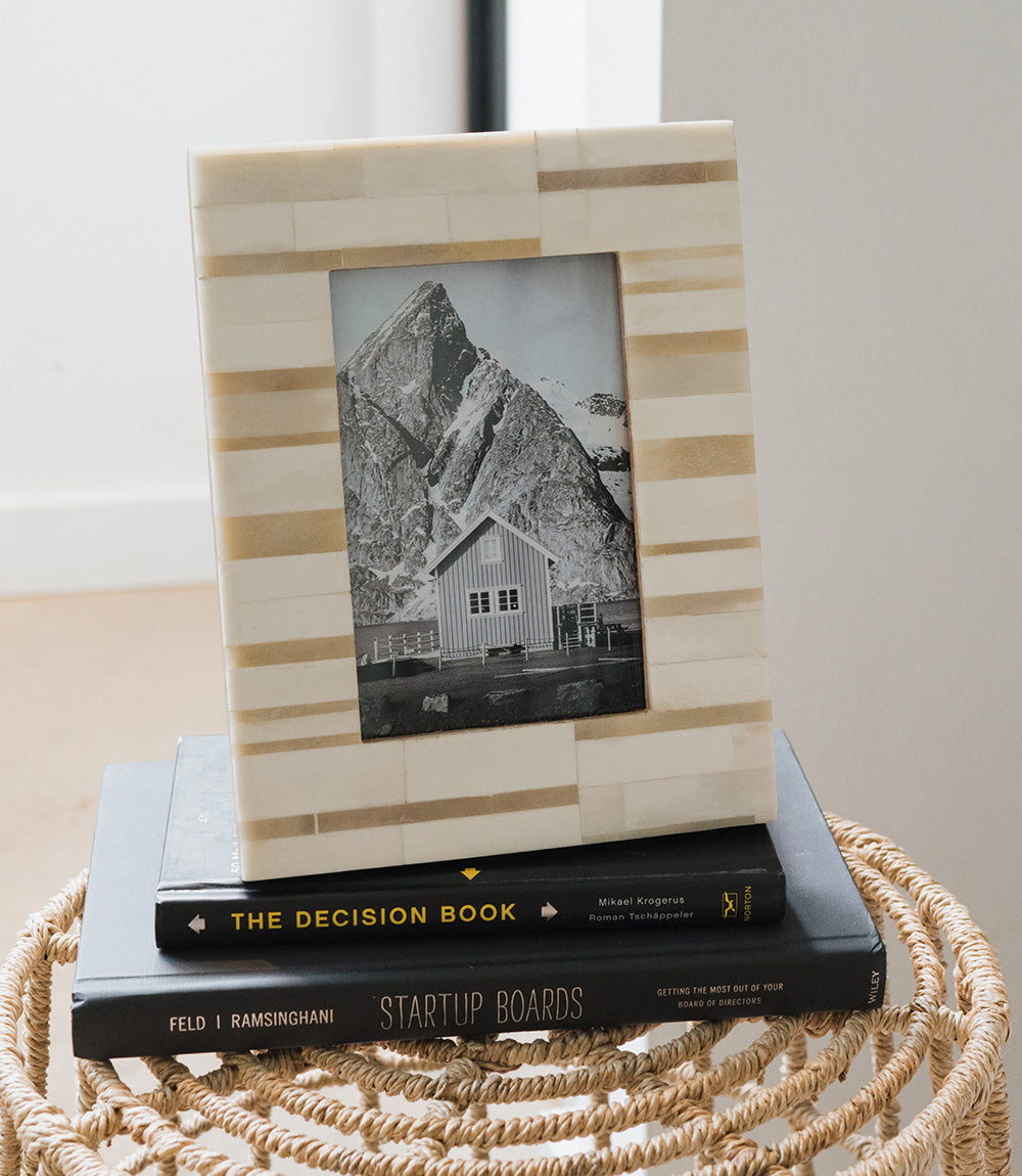 Dari Sandstone Stripe 4x6 Picture Frame - Hand Carved Bone - Sumiye Co