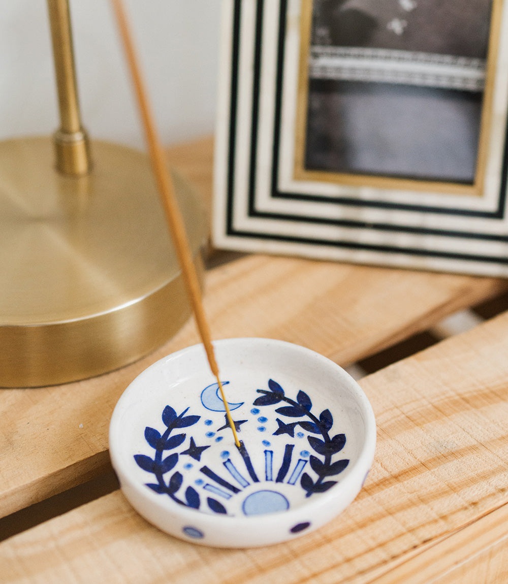 Lalita Round Incense Holder - Hand Painted Blue & White by Matr Boomie - Sumiye Co