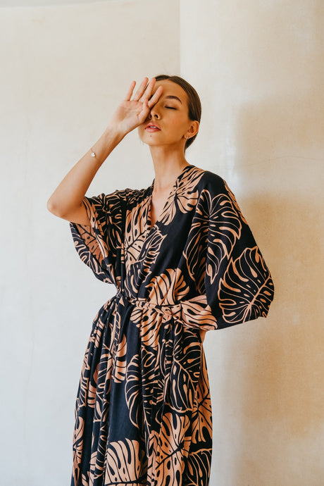 Tropical Palm Leaf Kimono in Black - Sumiye Co