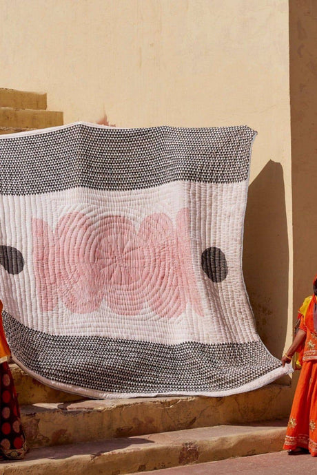 Plentiful Quilt - Sumiye Co