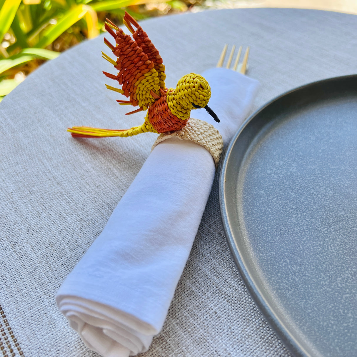 Hummingbird Napkin Ring (Yellow/Orange) – Table Decor Colombia