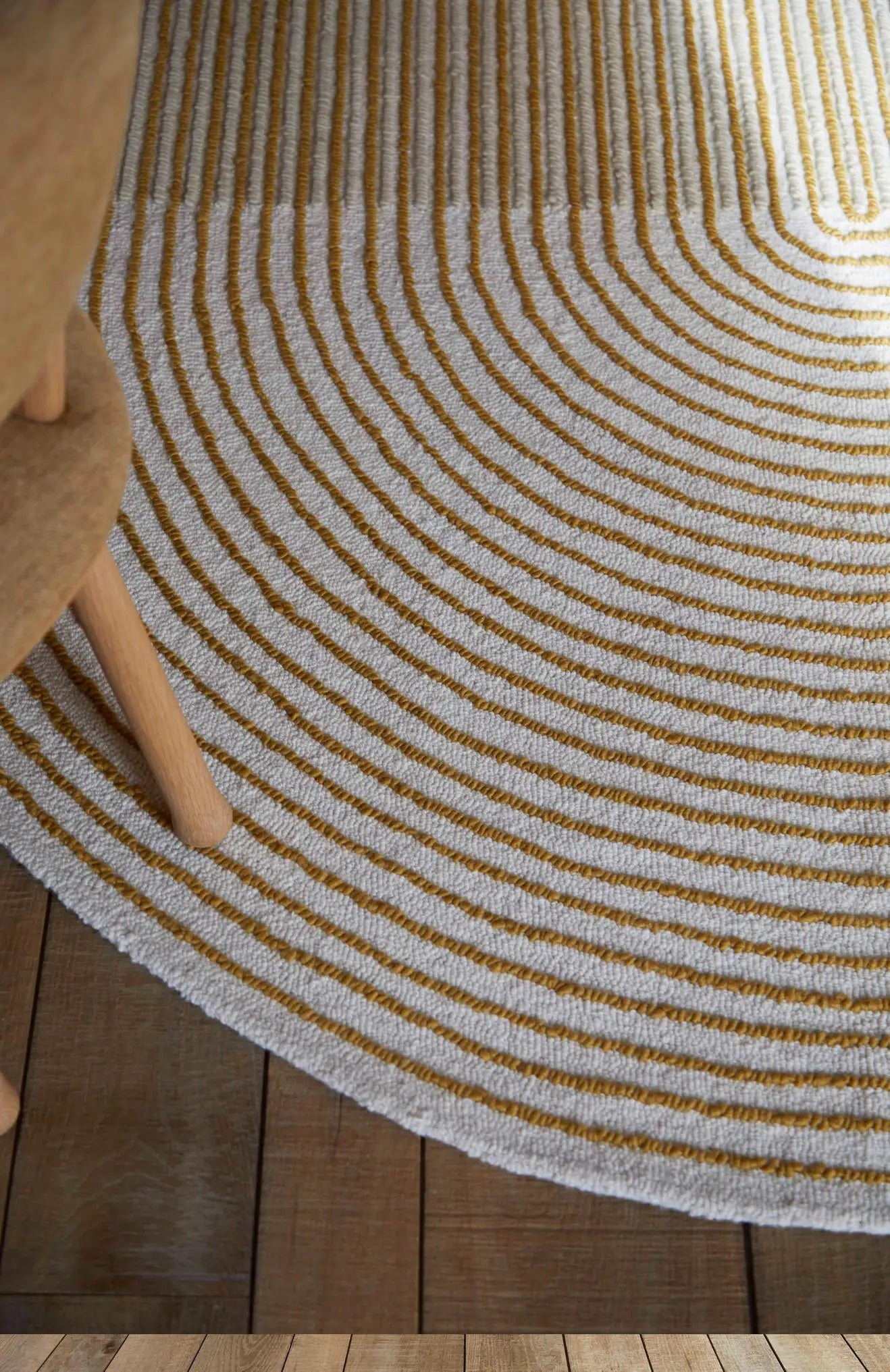 Golden Arch Hand Tufted Rug by JUBI