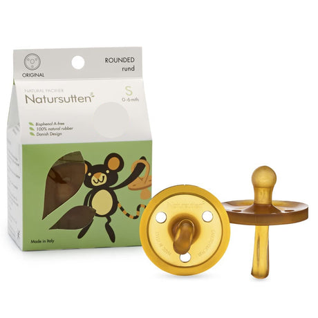 Natursutten pacifier packaging with two pacifiers on a white background