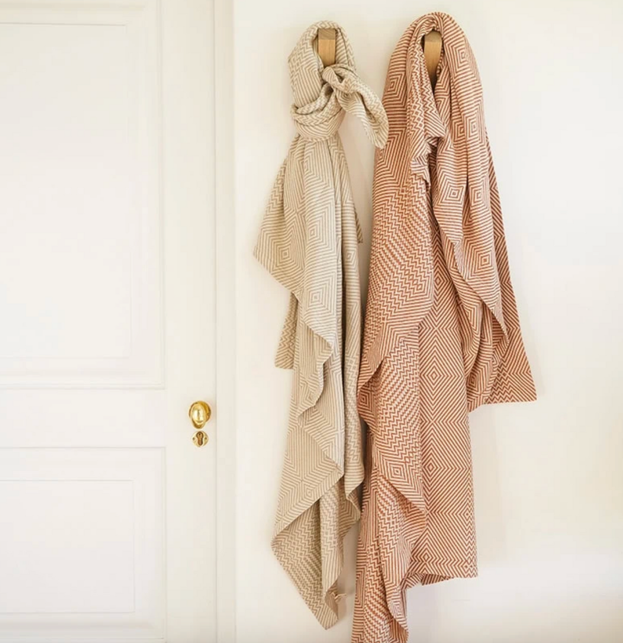 Whalebone Throw