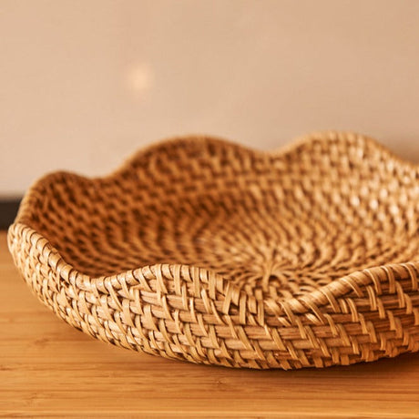Round Rattan Scalloped Tray 10” - Sumiye Co