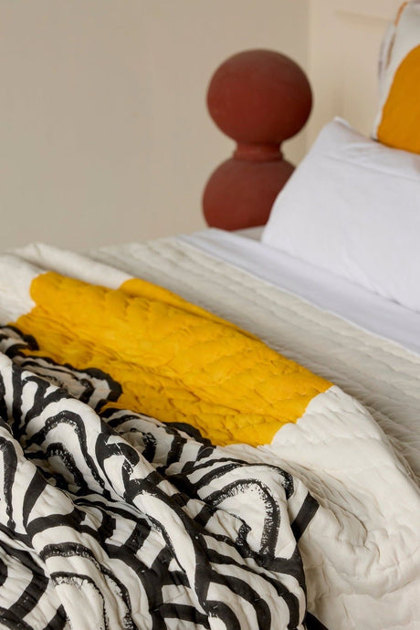 Making Waves Quilt - Sumiye Co