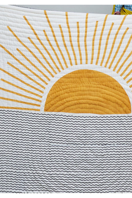 Van Gogh Quilt (Reversible) | Artisanal Handmade Bedding Sets - Sumiye Co