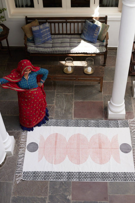 Plentiful Rug - Sumiye Co