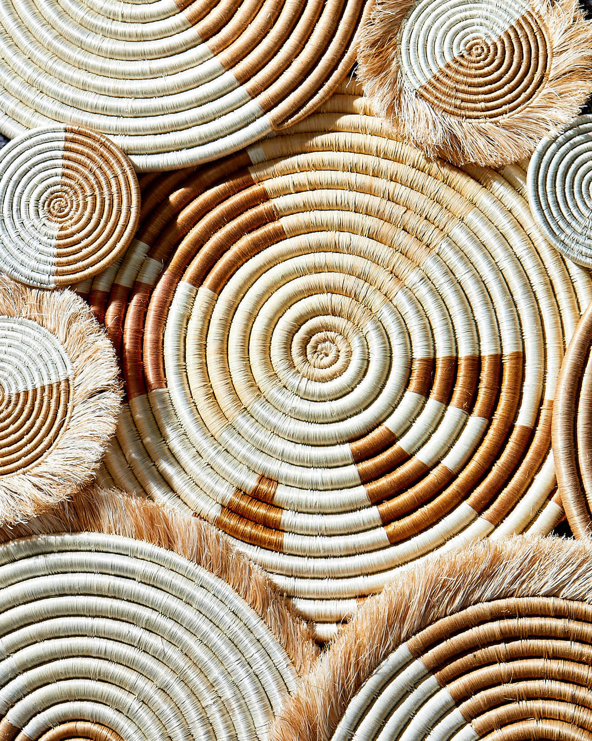 Akeza Fringe Placemat in White