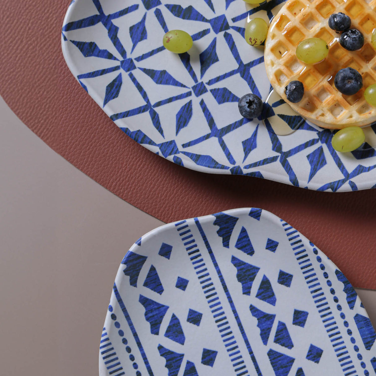 Shallow Bio Oval Platter Medium Set of 4