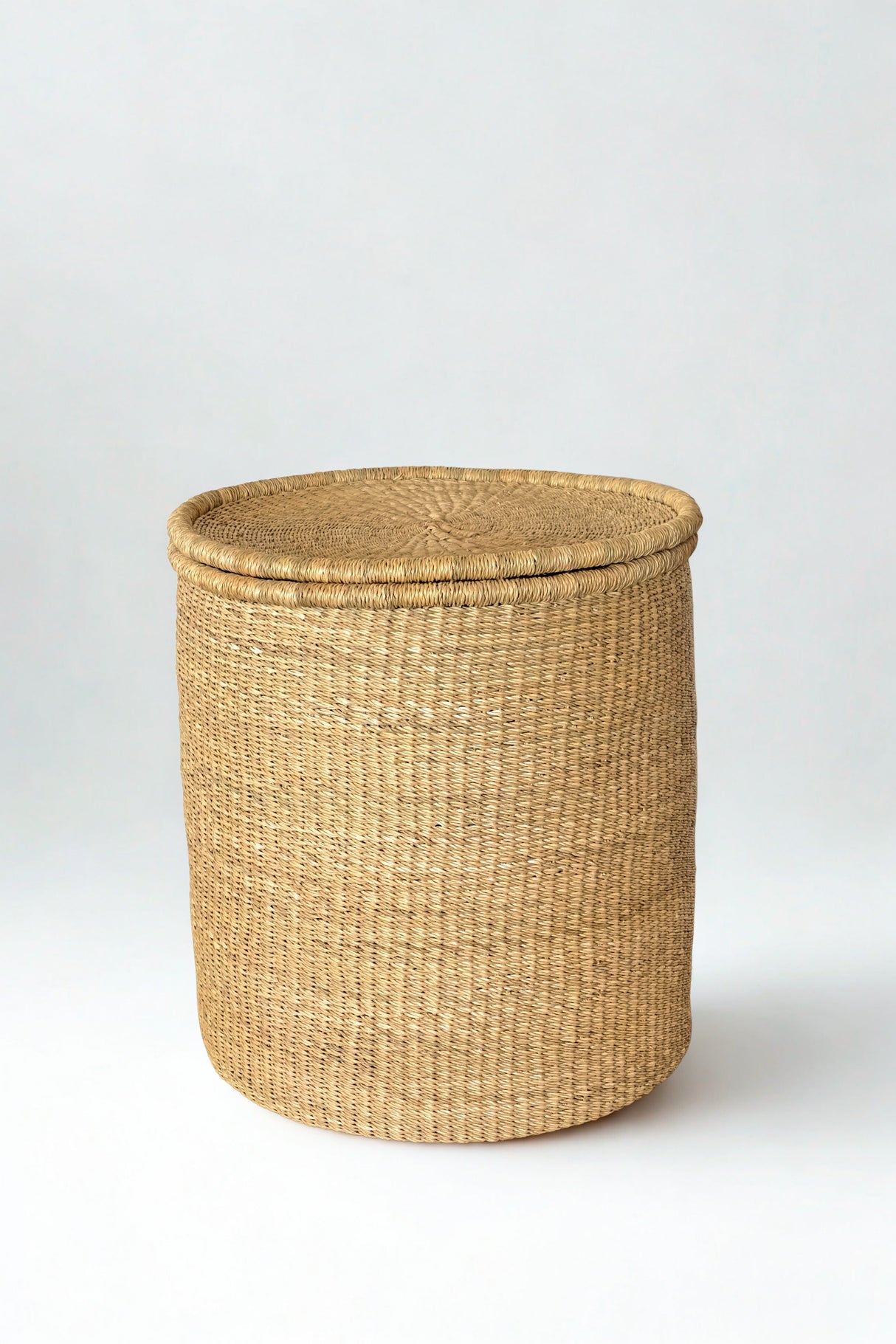 Handwoven Hamper with Lid - Natural - Sumiye Co