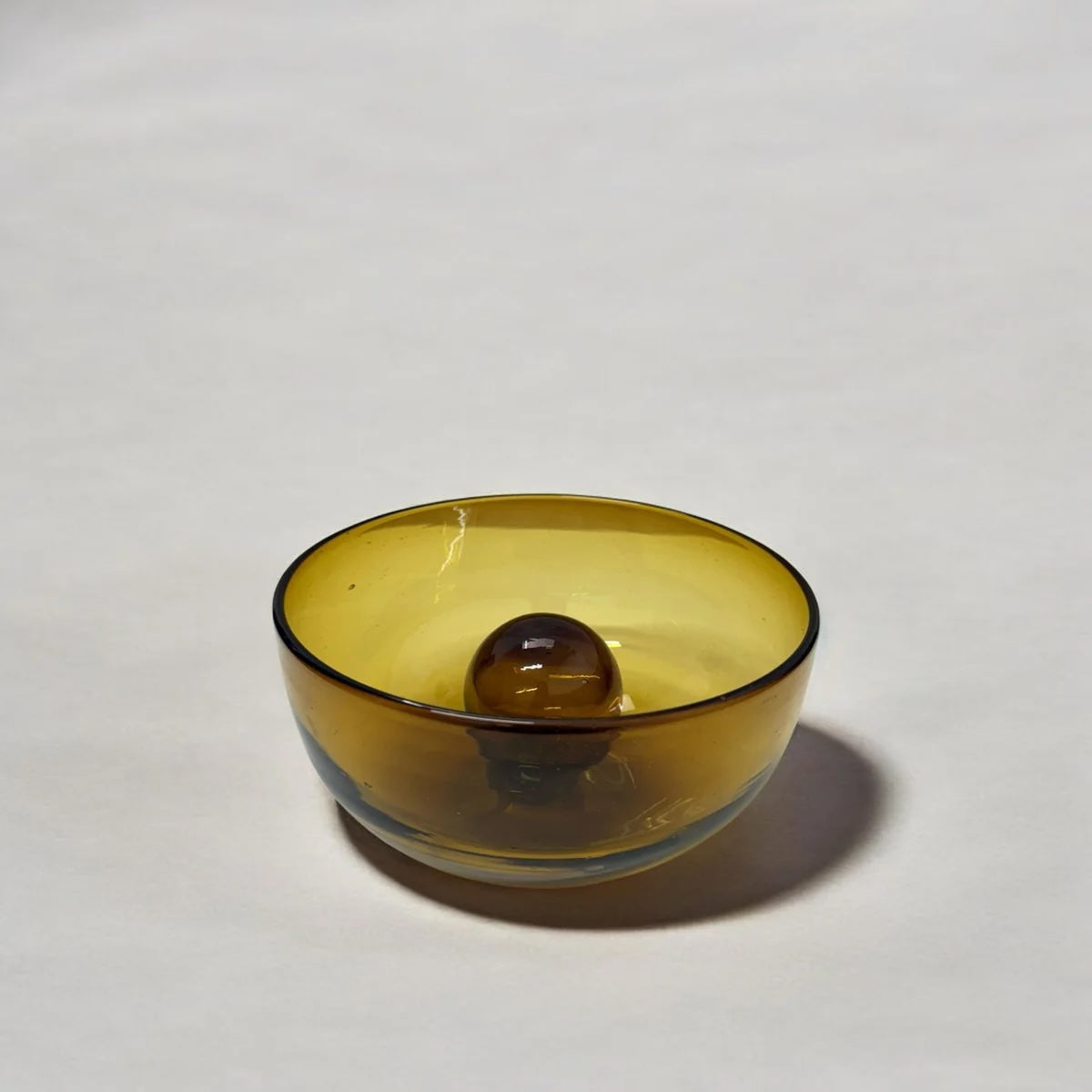 Tres Palos Amber Bowl | Artisanal Glasswork Decor