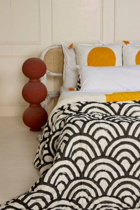 Making Waves Quilt (Reverse) - Sumiye Co