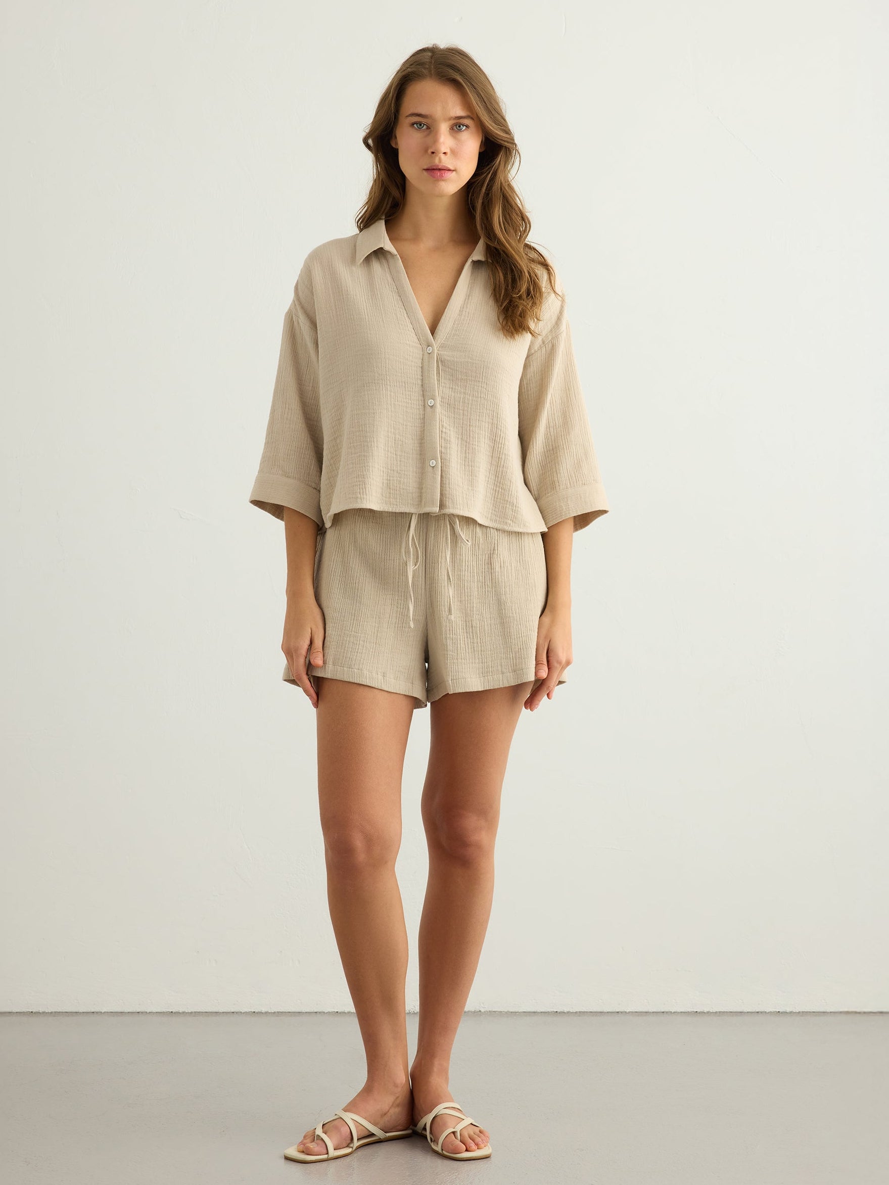 Aura Drawstring Shorts - Oatmeal - Sumiye Co
