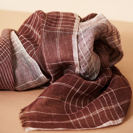 Auro Cinnabar Handwoven Linen Scarf - Sumiye Co