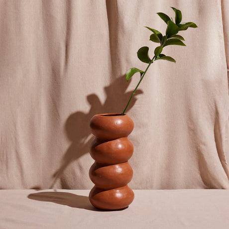 Chinautla Object IV | Terracotta Vase Hand Sculpted in Guatemala - Sumiye Co