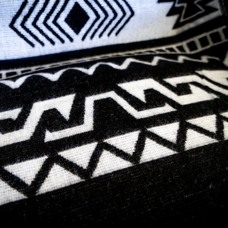 Andean Alpaca Wool Blanket - Black & White 90" x 78” - Sumiye Co