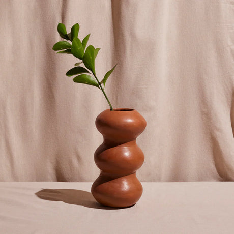 Chinautla Object III | Terracotta Vase Hand Sculpted in Guatemala - Sumiye Co