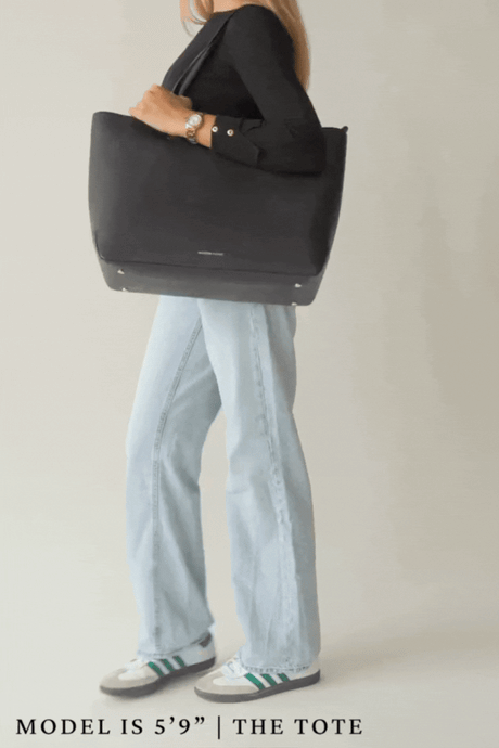 The Tote - Black | Designer Lunch Bags & Totes - Sumiye Co