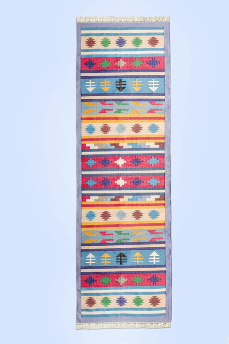 Kina Flat Weave Runner Rug 2.5' x 9' - Sumiye Co