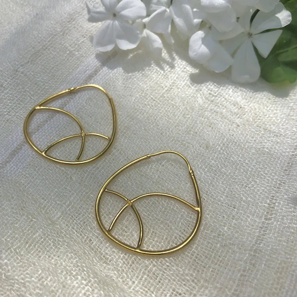 Geometric Gold Hoop Earrings-2