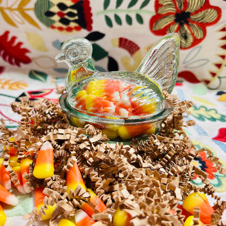 Nesting Hen Bowl & Lid - CLEAR DIAMOND | Hand Blown Glass - Colombia - Sumiye Co