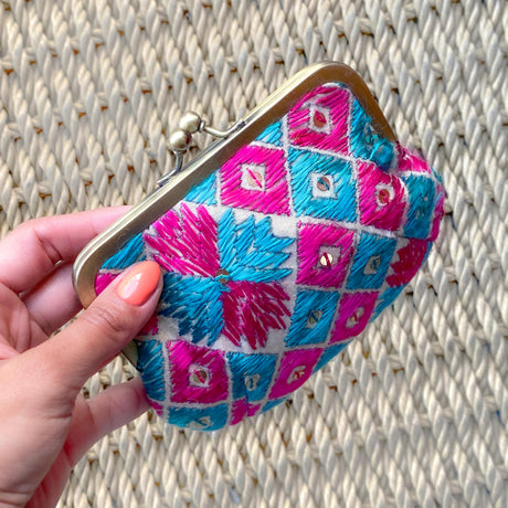 Kisslock | Kutch Embroidered - Sumiye Co