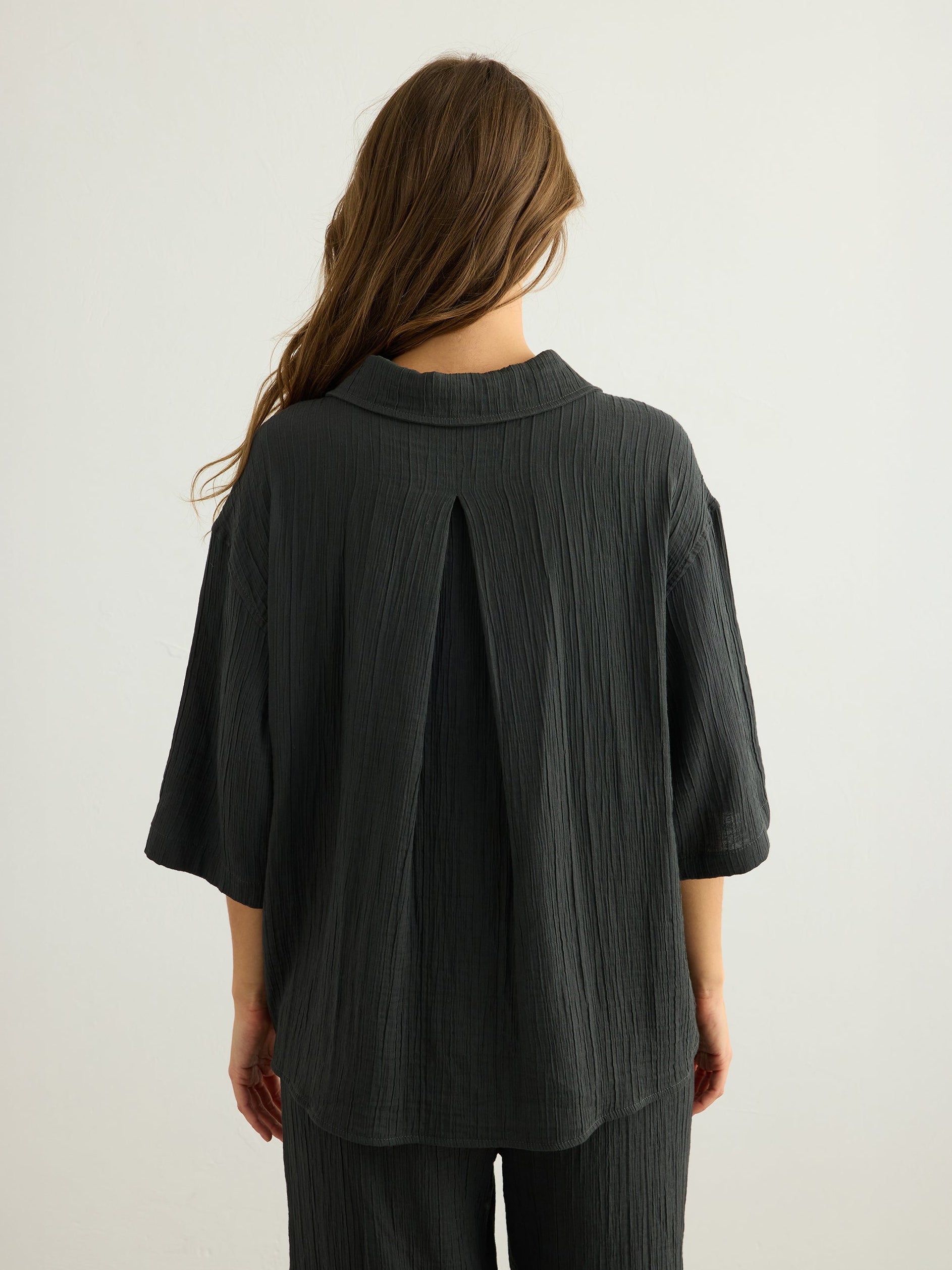 Kaya Boyfriend Shirt - Charcoal - Sumiye Co