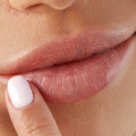 Smoothing Lip Balm - Sumiye Co